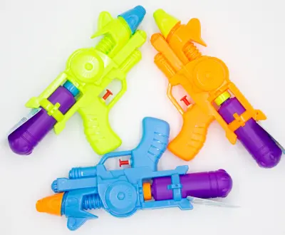 water-and-fun-24cm-water-gun-3colors.jpg