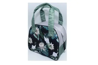 buttefly-lunch-bags-ladies-botanic.jpg