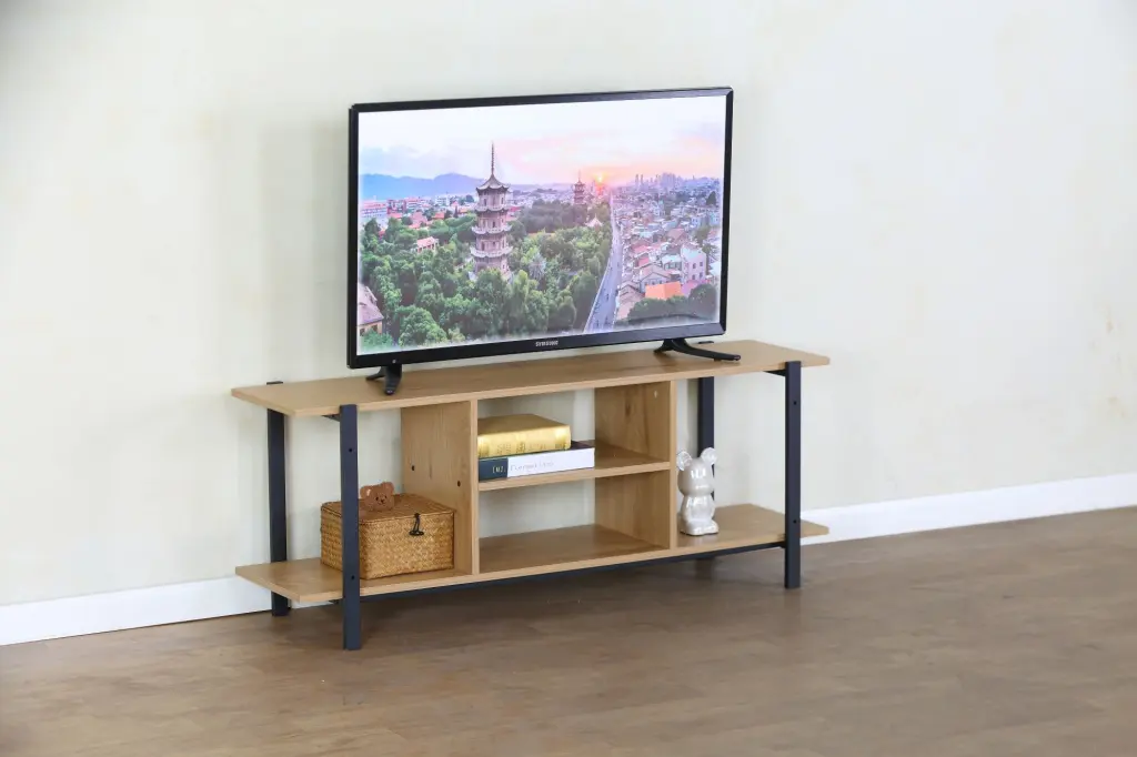 everfurn-sable-tv-stand-oak_2.jpg