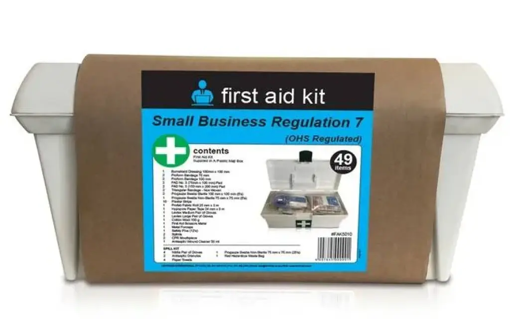 levtrade-first-aid-kit-office-regulation-7maji-box-plastic-medium-fak5010.jpg