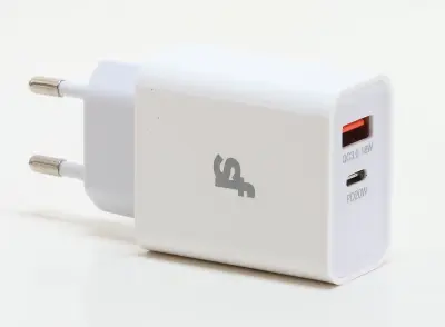 superfly-dual-usb-pd-and-qc-wall-charger-white-sf20wpdqc-each.jpg