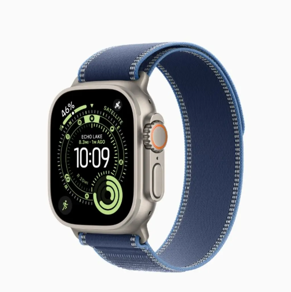apple-watch-ultra-3-gps-cellular-49mm-natural-titanium-case-with-bluebright-blue-trail-loop-ml.jpg