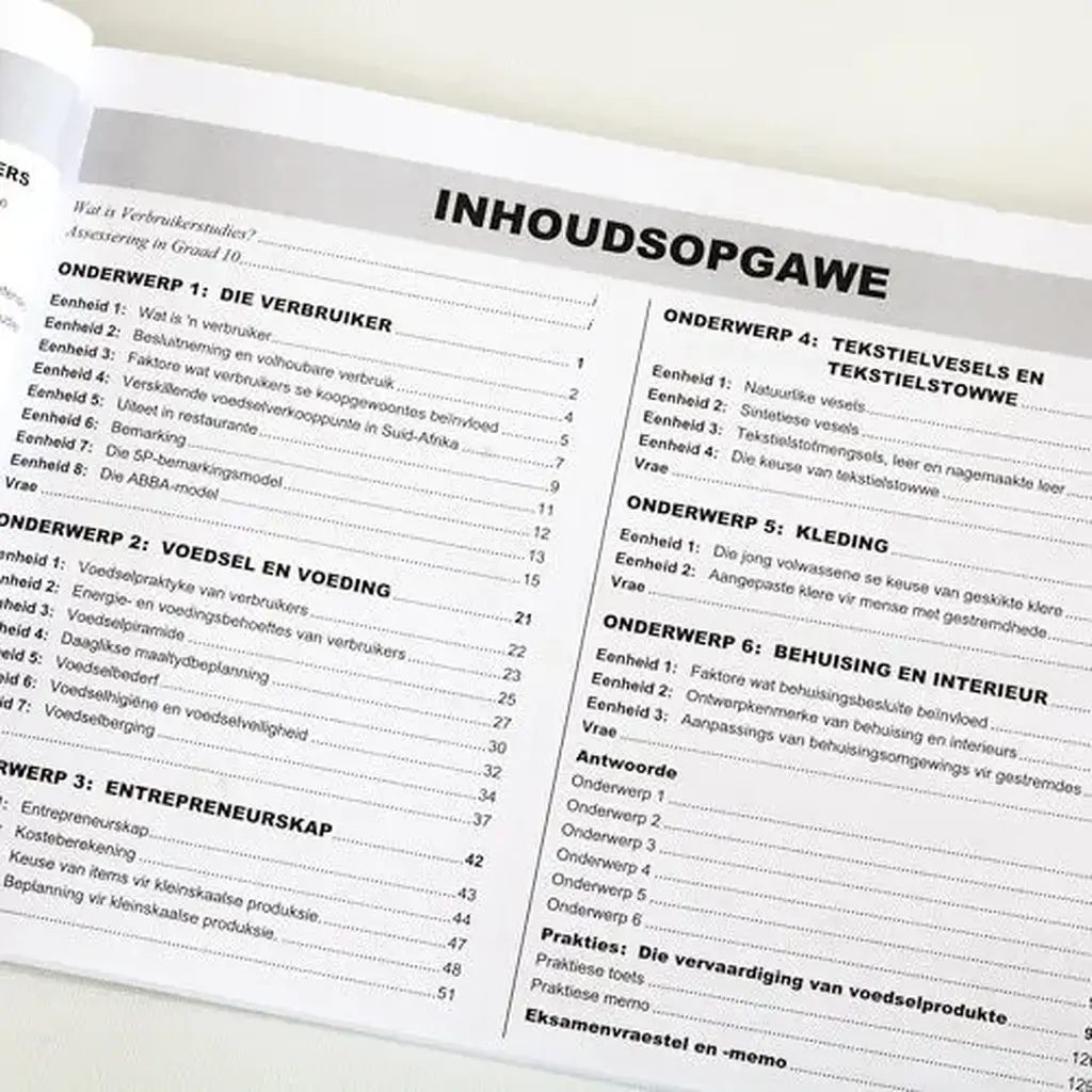 Die Antwoord-Reeks: Gr 10 Verbruikerstudies 3in1 Studiegids